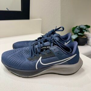 Nike Men's Air Zoom Pegasus 38 Running Shoe size 8.5